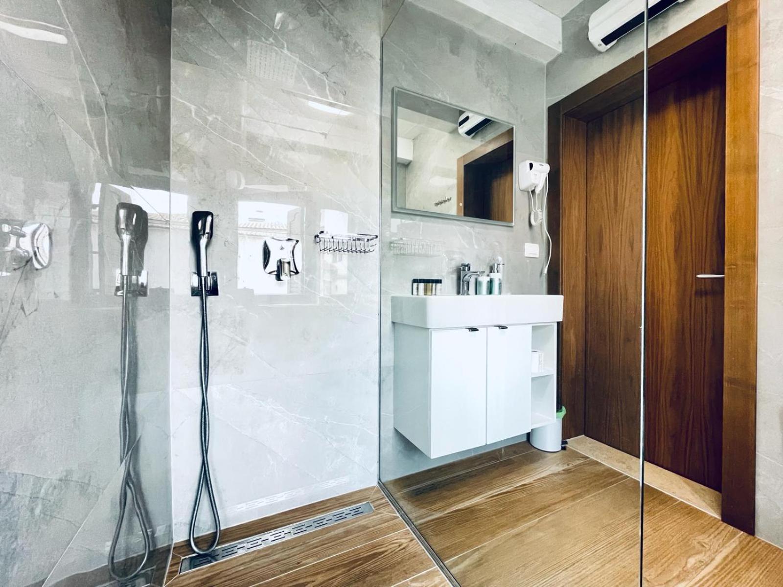 Fazana City Rooms With Free Parking Kültér fotó