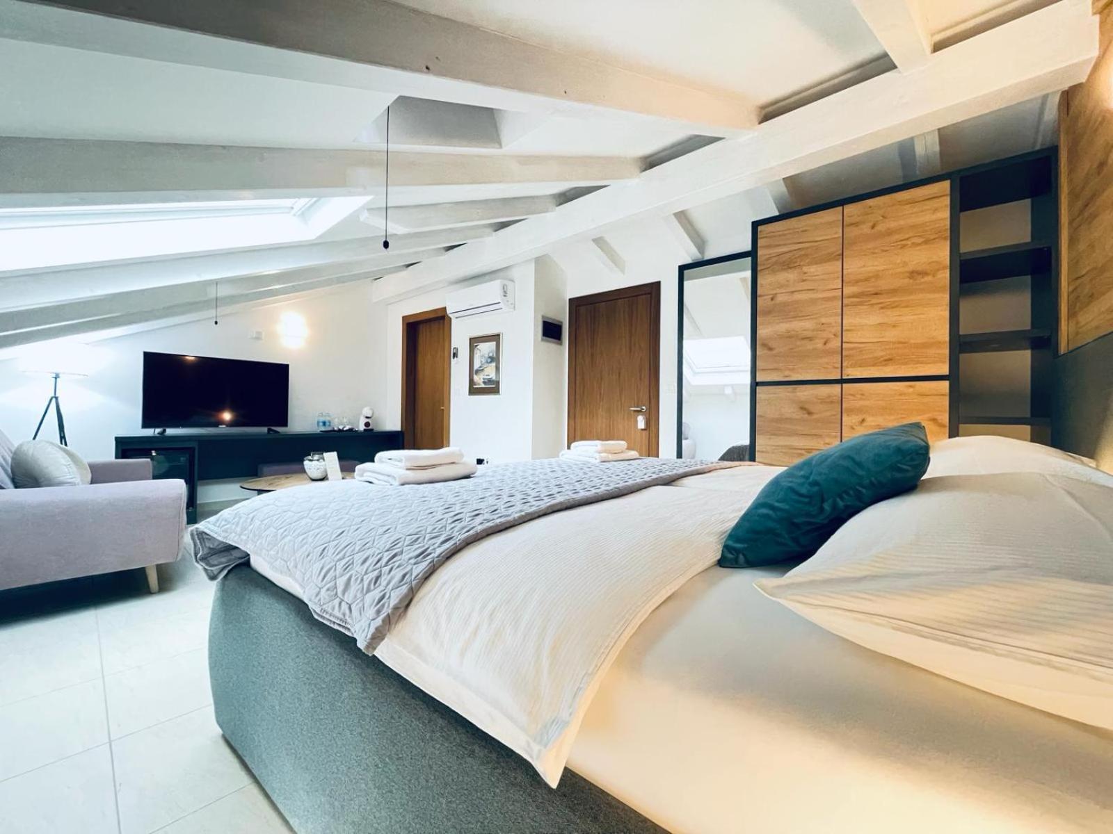 Fazana City Rooms With Free Parking Kültér fotó
